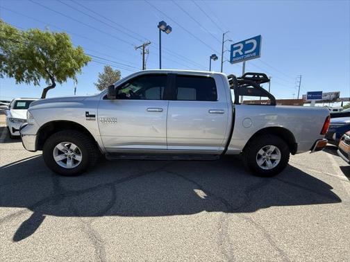 2018 RAM 1500 SLT