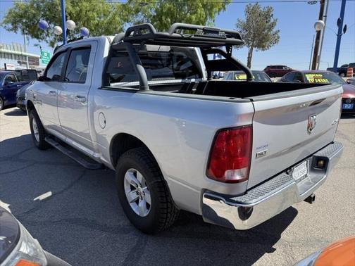 2018 RAM 1500 SLT