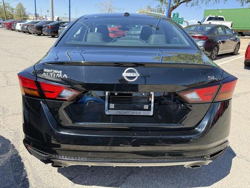 2023 Nissan Altima 2.5 SL