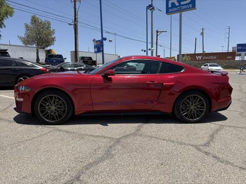 2022 Ford Mustang EcoBoost Premium