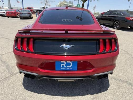 2022 Ford Mustang EcoBoost Premium