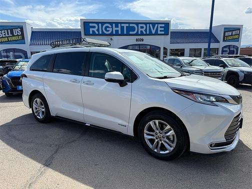 2021 Toyota Sienna Limited 7-Passenger