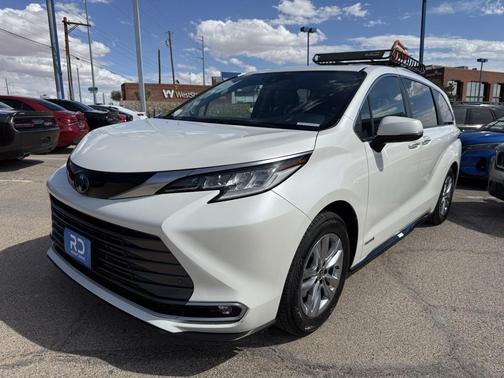 2021 Toyota Sienna Limited 7-Passenger