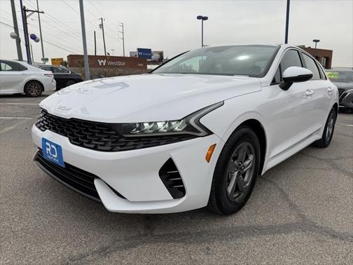 2022 Kia K5 LXS