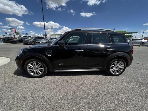 2022 MINI Countryman Oxford Edition