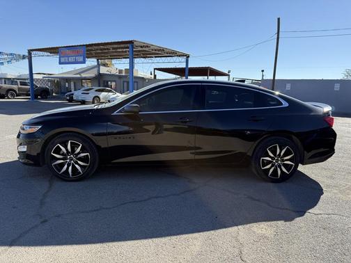 2022 Chevrolet Malibu FWD RS