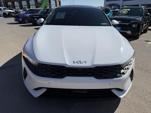 2022 Kia K5 EX