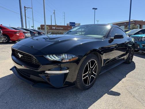 2021 Ford Mustang EcoBoost