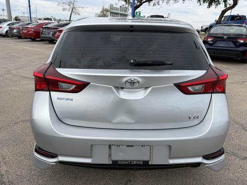 2018 Toyota Corolla iM Base