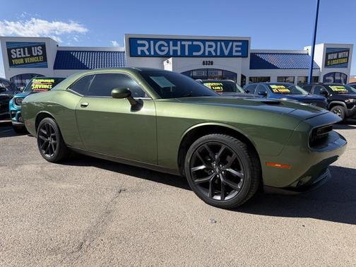 2021 Dodge Challenger SXT