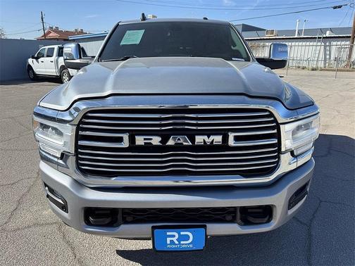 2024 RAM 2500 Laramie Crew Cab 4x4 6'4' Box