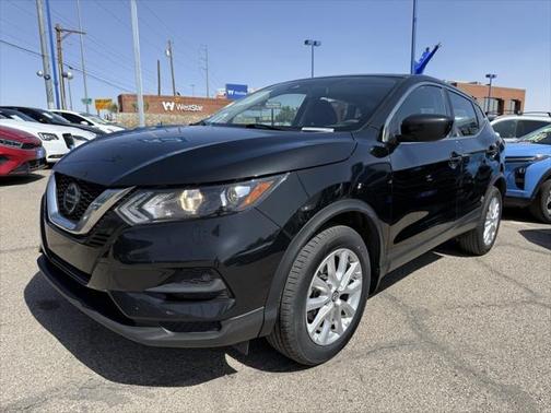 2022 Nissan Rogue Sport S