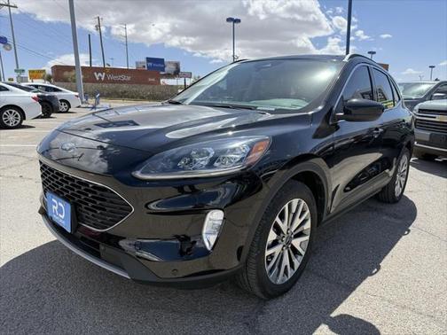 2022 Ford Escape Titanium