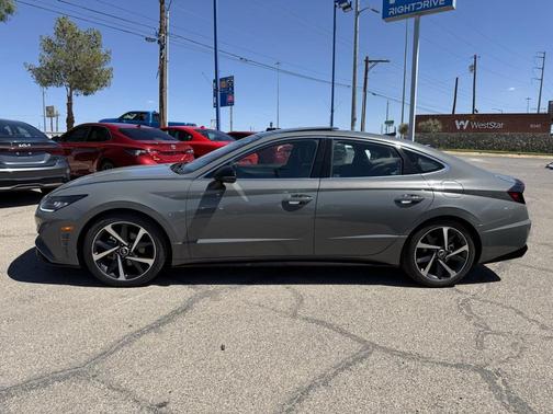 2023 Hyundai SONATA SEL Plus