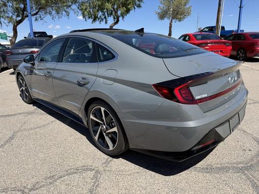 2023 Hyundai SONATA SEL Plus