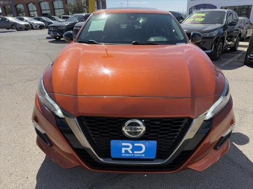 2022 Nissan Altima SR VC-Turbo FWD