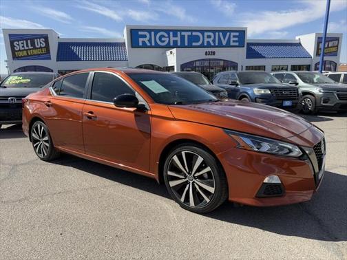 2022 Nissan Altima SR VC-Turbo FWD
