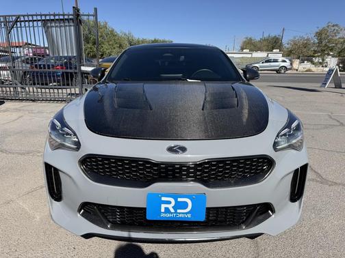 2023 Kia Stinger GT-Line