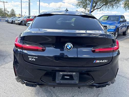 2022 BMW X4 M40i