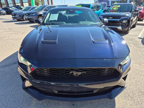 2021 Ford Mustang EcoBoost