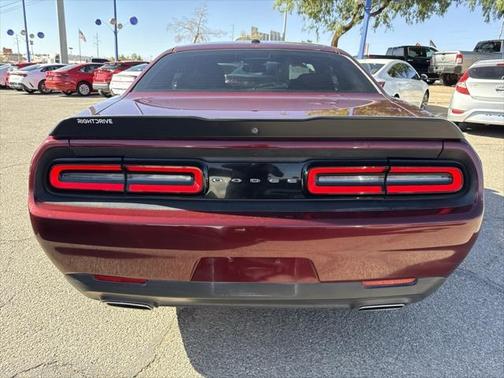 2017 Dodge Challenger SXT