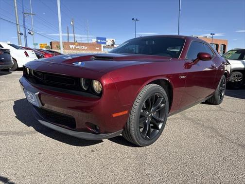 2017 Dodge Challenger SXT