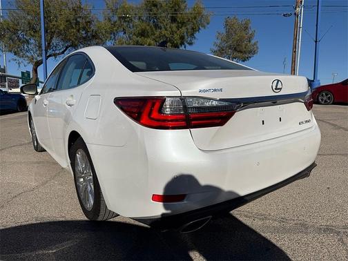 2017 Lexus ES 350 Base