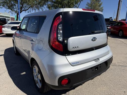 2018 Kia Soul Base