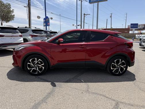 2021 Toyota C-HR XLE