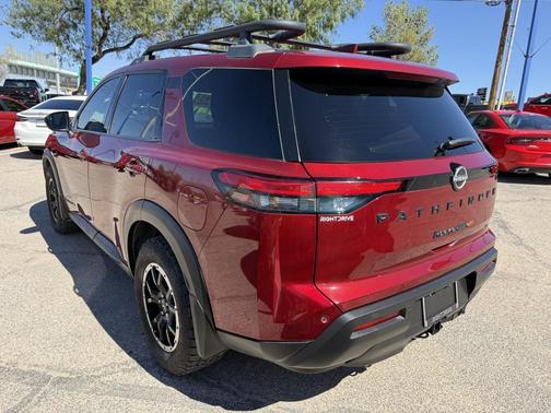 2024 Nissan Pathfinder Rock Creek 4WD