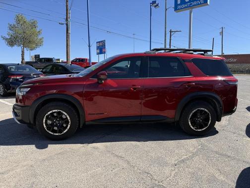 2024 Nissan Pathfinder Rock Creek 4WD