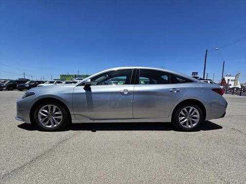2021 Toyota Avalon XLE