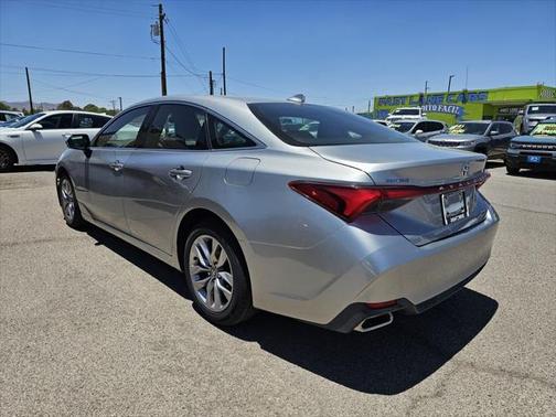 2021 Toyota Avalon XLE