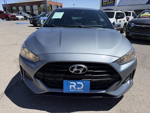 2020 Hyundai Veloster 2