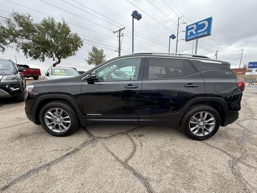 2023 GMC Terrain SLT