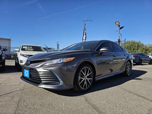 2023 Toyota Camry XLE