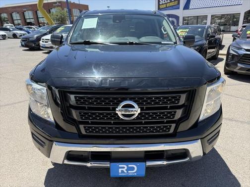 2021 Nissan Titan SV