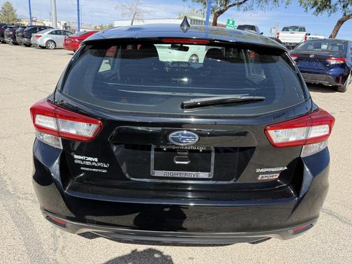 2019 Subaru Impreza 2.0i Sport
