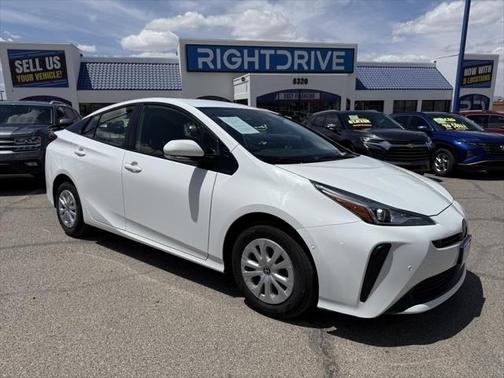 2020 Toyota Prius LE