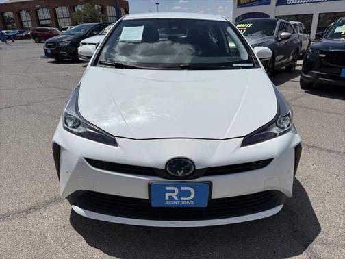2020 Toyota Prius LE
