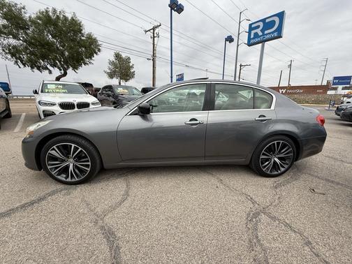 2013 INFINITI G37 Journey