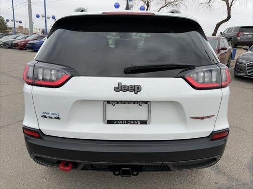2022 Jeep Cherokee Trailhawk
