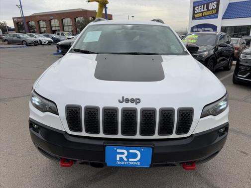 2022 Jeep Cherokee Trailhawk