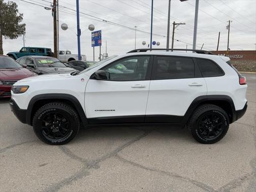 2022 Jeep Cherokee Trailhawk