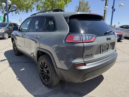 2023 Jeep Cherokee Altitude