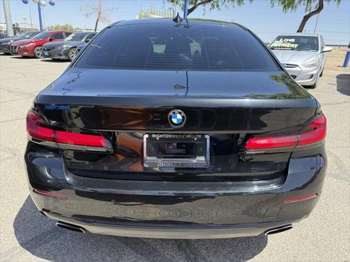 2021 BMW 530 530i