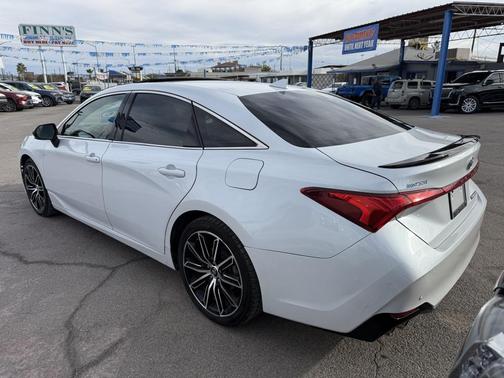 2019 Toyota Avalon Touring