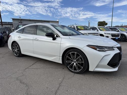 2019 Toyota Avalon Touring