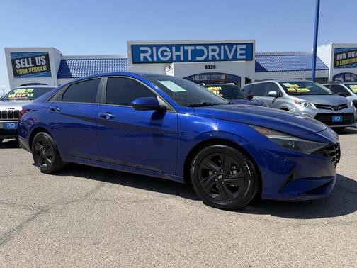 2021 Hyundai ELANTRA SEL