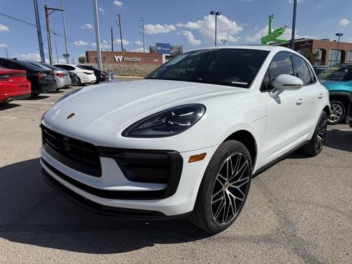 2022 Porsche Macan Base